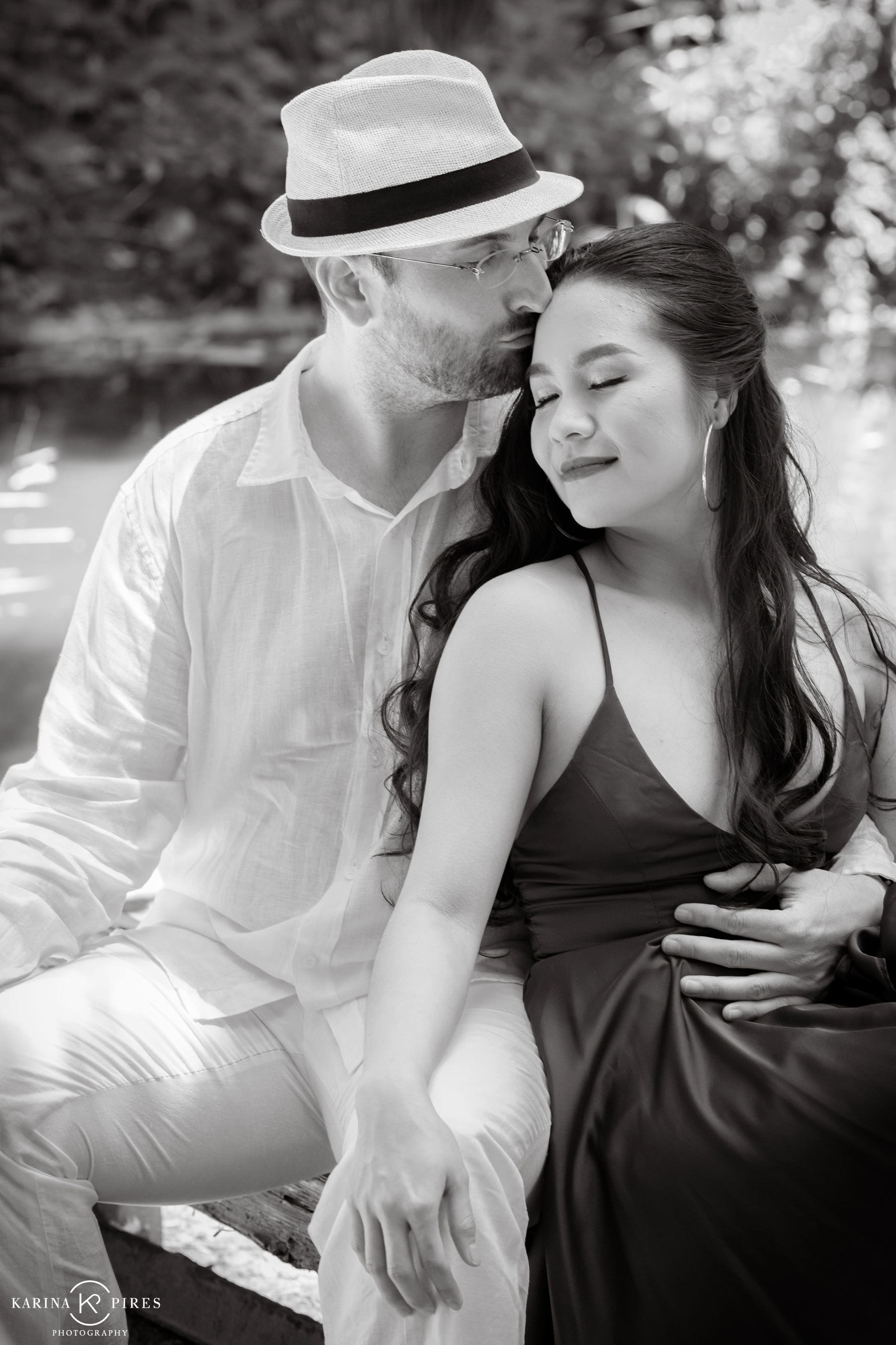 Los Angeles garden engagement session | Karina Piers Photography