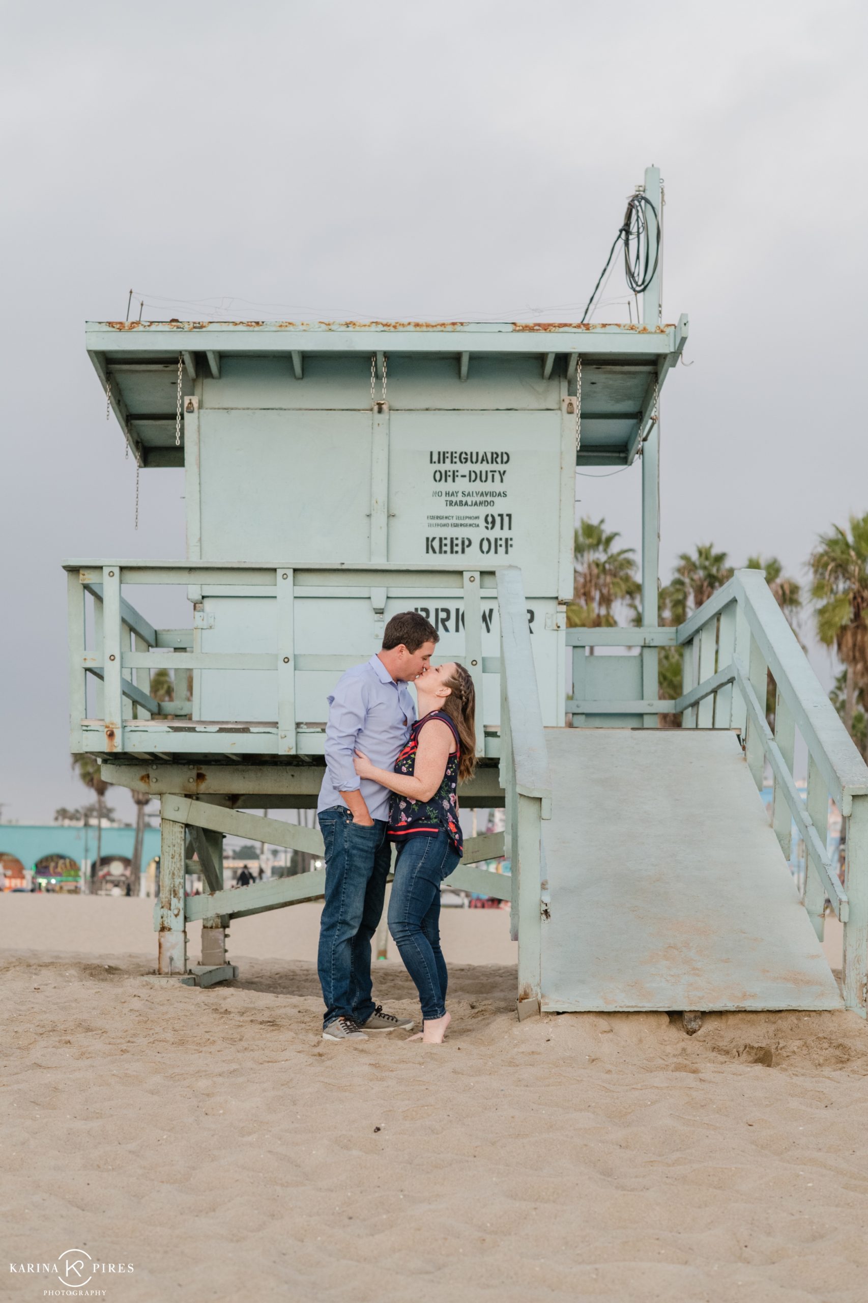 Lindsay and Kyle’s Venice Beach Engagement Session | Karina Pires Photography