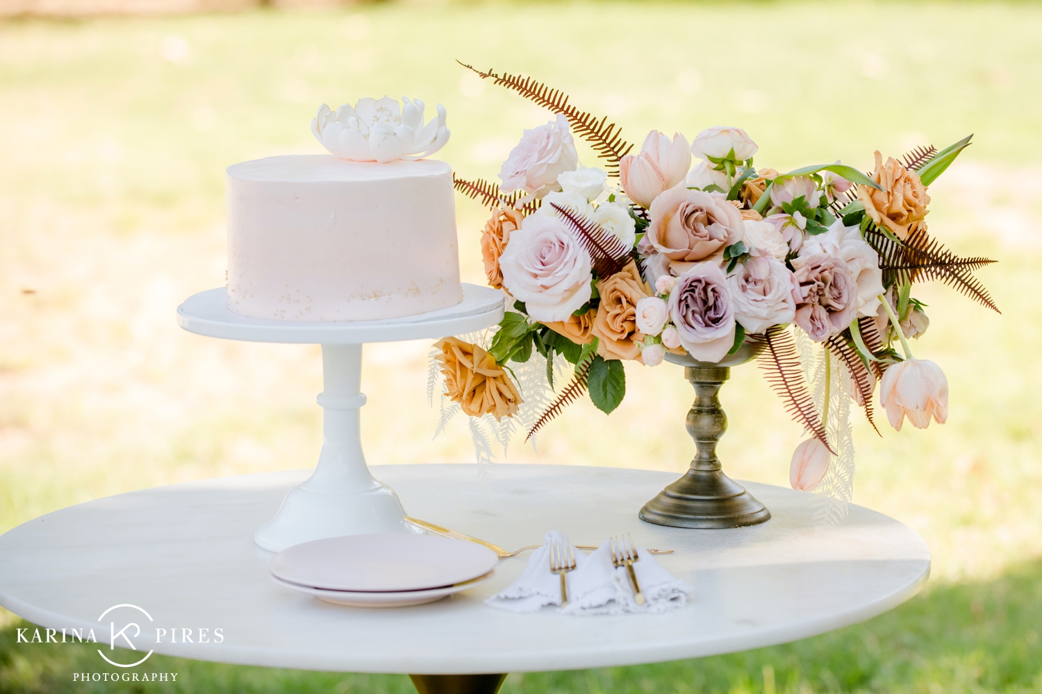Rusty, dusty pink, mauve and green elopement with Flowers by Little Hill Florals