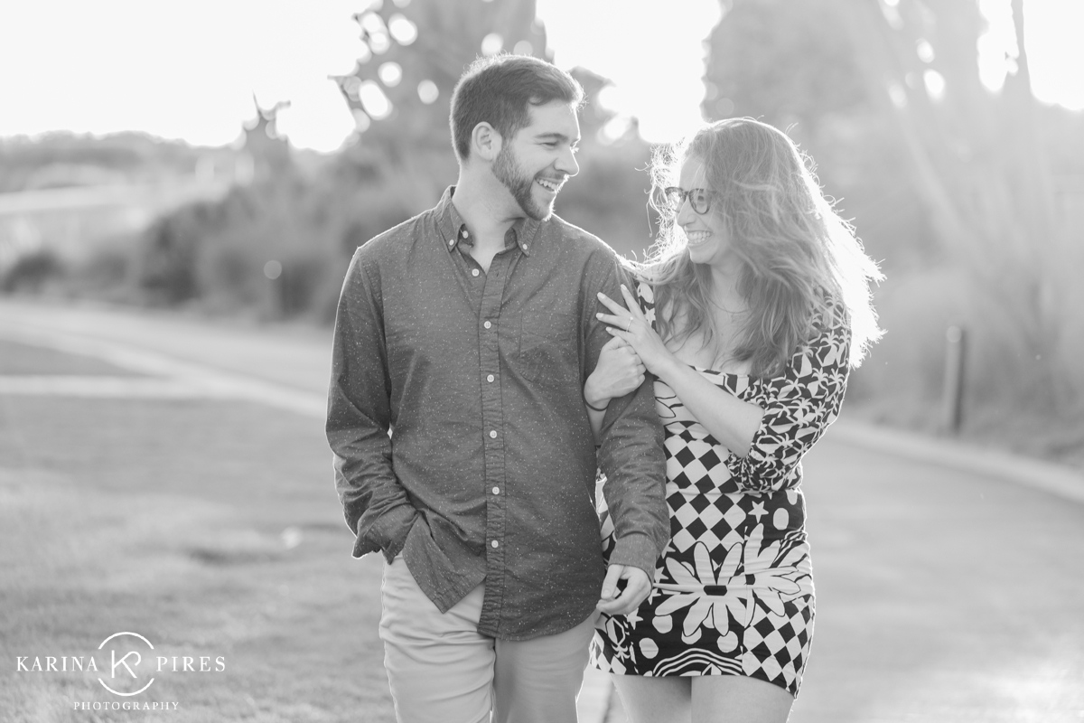 Black and white engagement photos